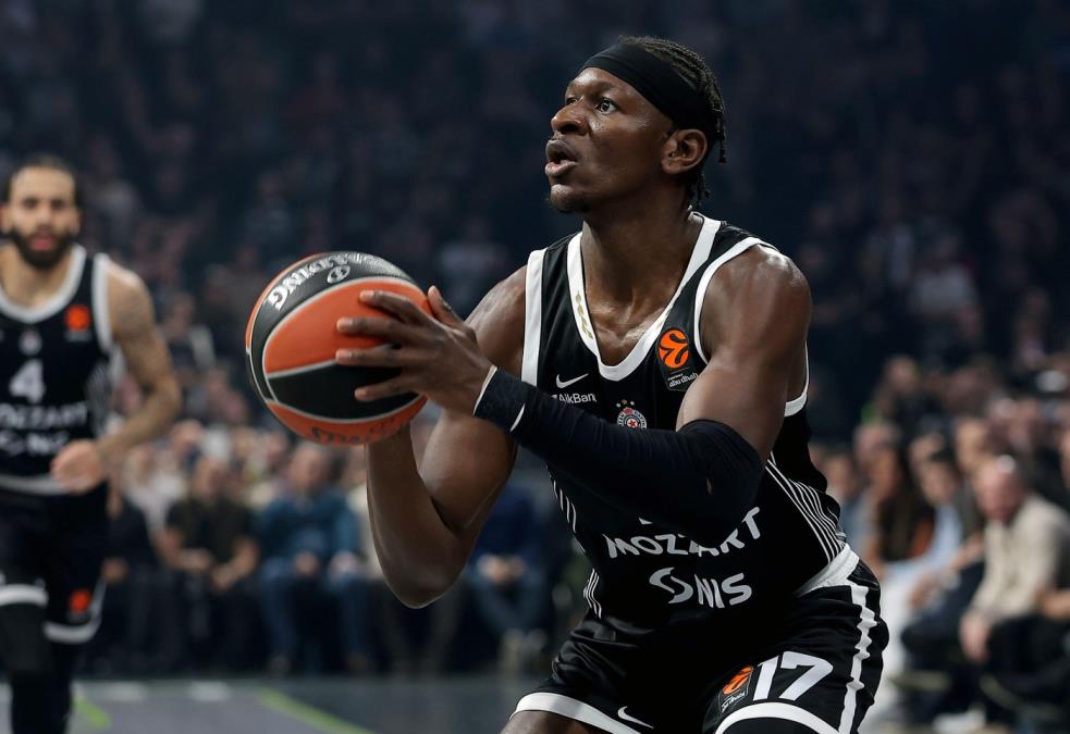 "NE SMEMO DA DOZVOLIMO DA NAS NEŠTO POREMETI..." Bonga zadovoljan u kom pravcu idu crno-beli: "Napredujemo kao tim iz utakmice u utakmicu!"