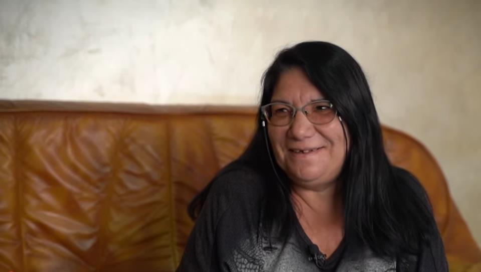 "SPAVALA SAM SA 30 GODINA STARIJIM ČOVEKOM ZA HLEB I KOBASICE" Šokantna ispovest Vide koja se ceo život bavi prostitucijom: "Nema čoveka sa kojim nisam bila!"