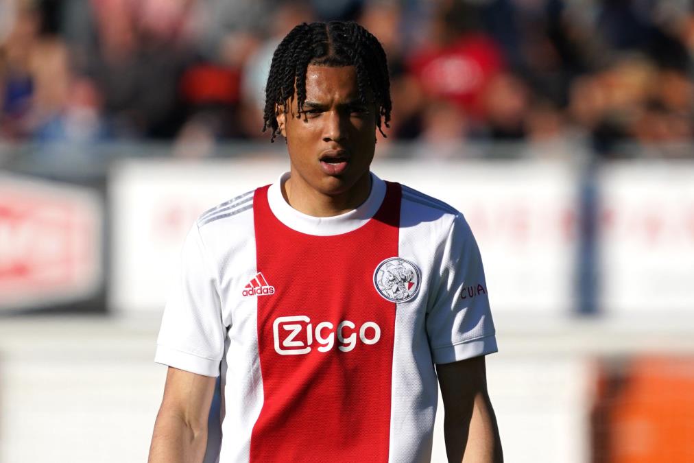 Dzej-Enem.jpeg?ts=2025-12-14T16:17:56