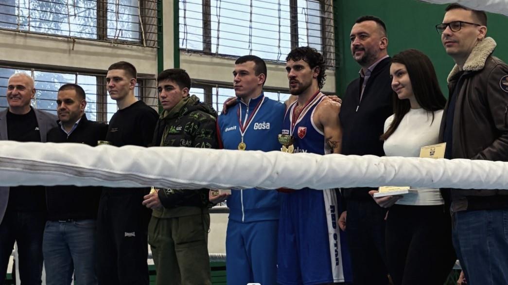 Boks-Kup-Cukarice-naslovna.jpg?ts=2025-12-15T09:32:42