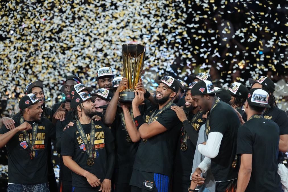 NIKSI PODIGLI TROFEJ POSLE 52 GODINE! Njujork posle preokreta savladao Sparse i osvojio NBA kup! (VIDEO)