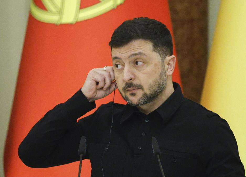 ZELENSKI OKUPIO VOJNI VRH! Hitno sazvao sastanak zbog fronta, donete ključne odluke za rat protiv neprijatelja! Nova strategija za odbranu zemlje