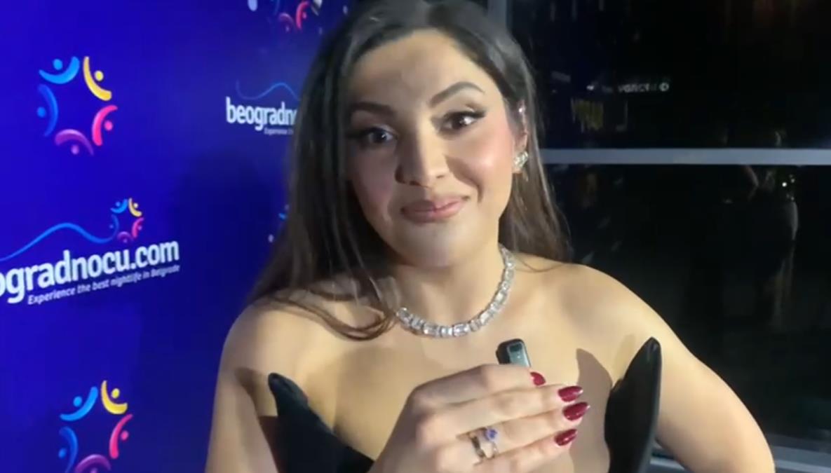 "BAKŠIŠ KRADU PEVAČI SA DOBROM CENOM" Nadica Ademov razvezala jezik pa udarila na kolege: To je žalosno