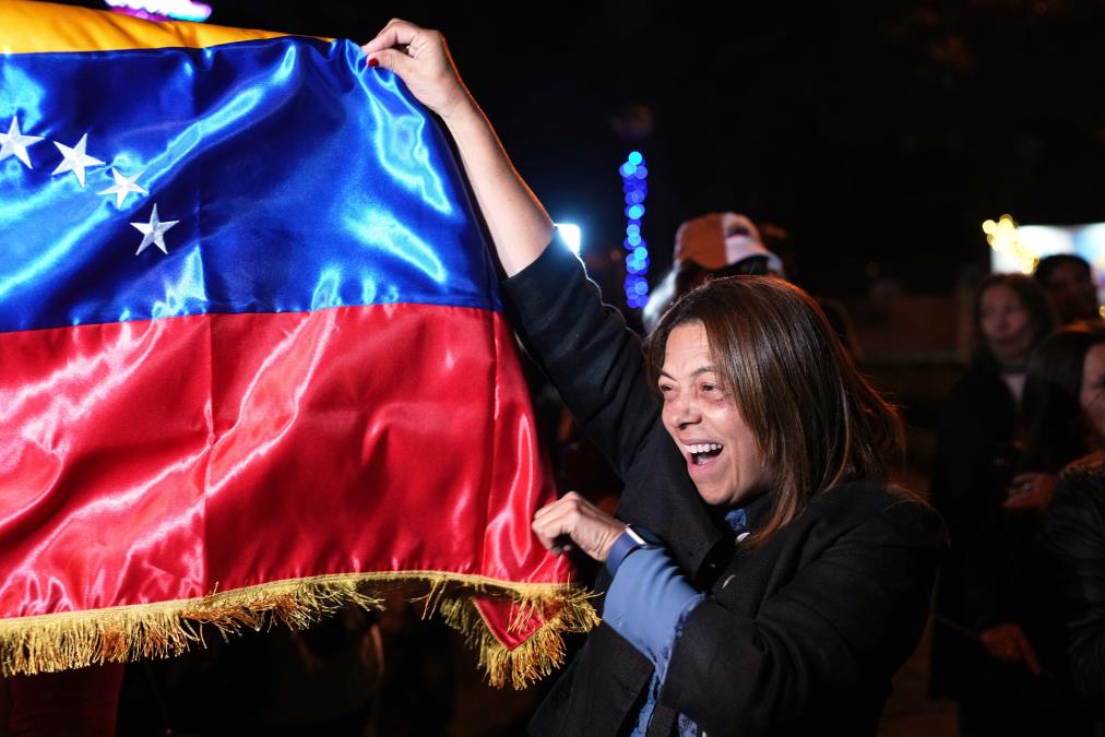 VENECUELA TRAŽI IZBORE: Hiljade građana na prvom opozicionom protestu posle dve godine