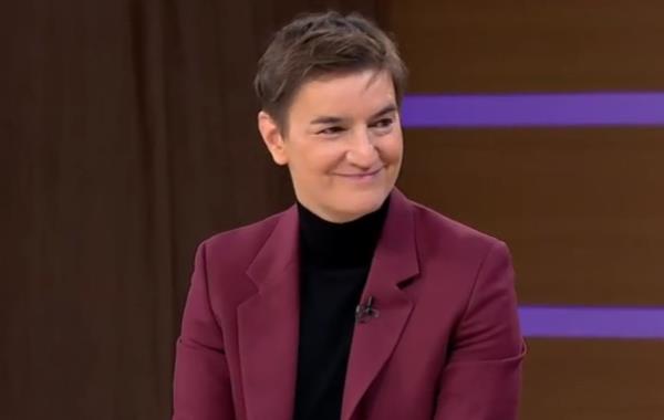 OGLASILA SE ANA BRNABIĆ IZ ARENE "Blokaderi traže podršku od stranaca, a mi od ovih ljudi"