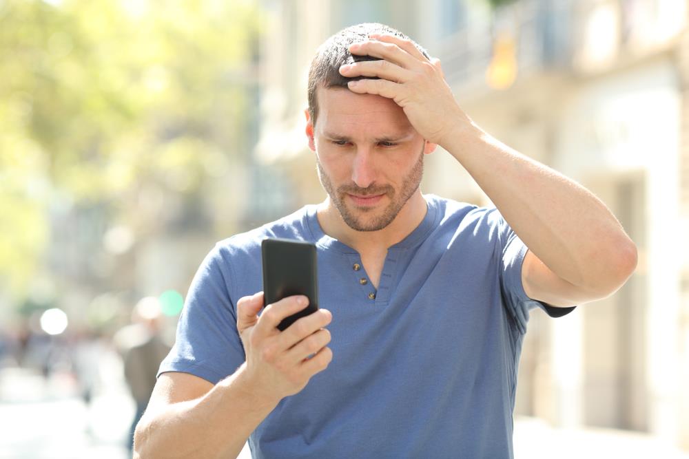 "TELEFONIRANJE MOŽE IZAZVATI PARKINSONOVU BOLEST" Ekspert objašnjava koliko je zračenje štetno i kako bezbedno koristiti pametne telefone - OVO niste znali