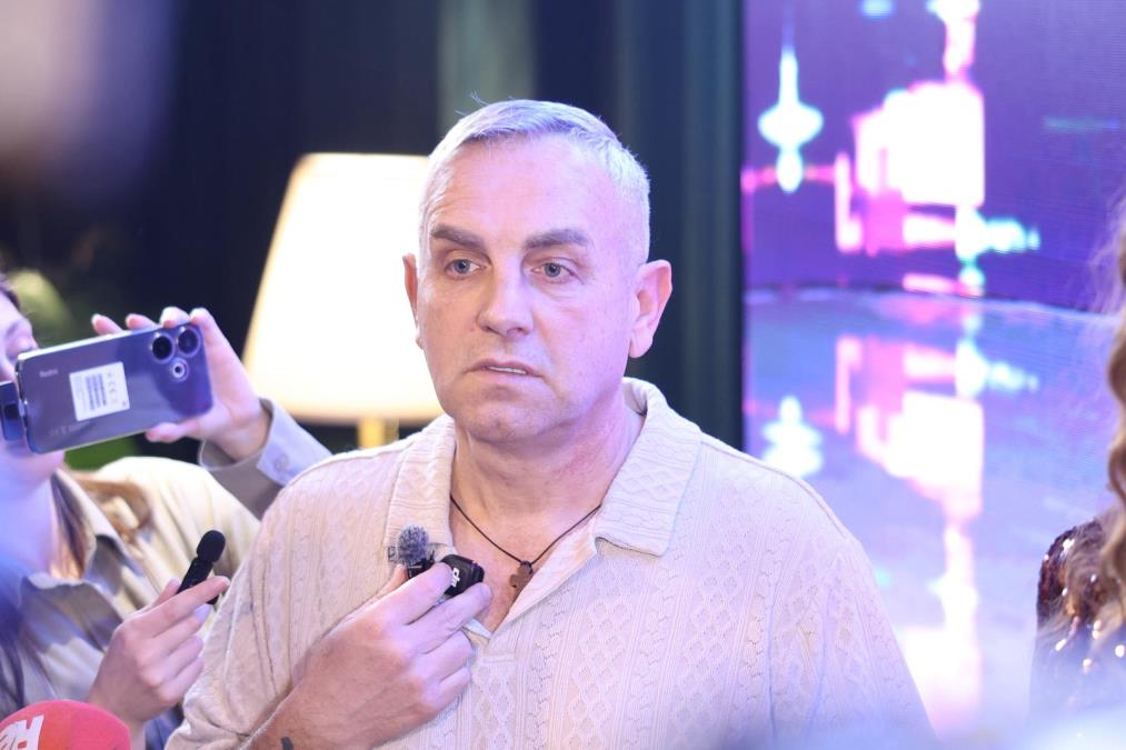 Sandra Rešić progovorila o ljubavi oca Nina i pevačice Vesne Zmijanac