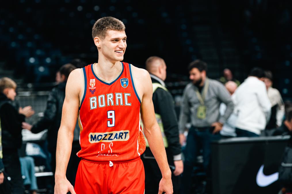 20251026215440_STJ08855.jpg?ts=2026-01-27T12:46:34