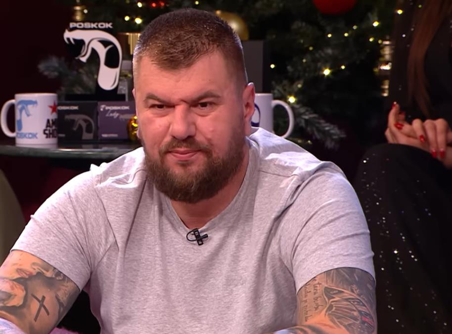 JANJUŠ OTKRIO KOLIKI MU JE HONORAR U ELITI 9! Zaboravio da su kamere uključene, kada je izgovorio cifru nastao muk