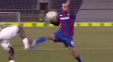 Sporni-detalj-sa-utakmice-Partizan-Radnicki-Nis.jpg?ts=2026-01-31T17:52:06