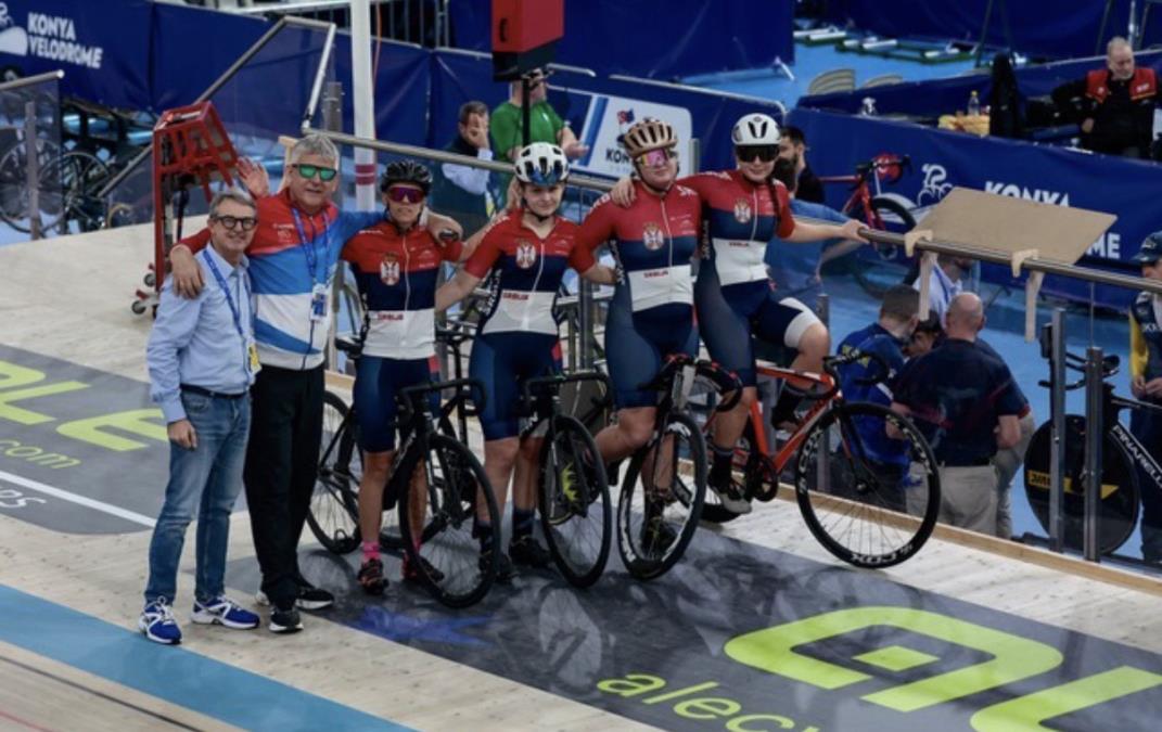 IMG-ea4c8e93a8ee59a817d9ae405647ece9-V.jpg?ts=2026-02-01T16:50:33