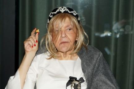 PEVAČI SU JOJ GODINAMA DOLAZILI U STAN Naša pevačica otkrila nepoznate detalje o saradnji sa Marinom Tucaković: Kada sam došla kod nje, pogledala me, a onda...