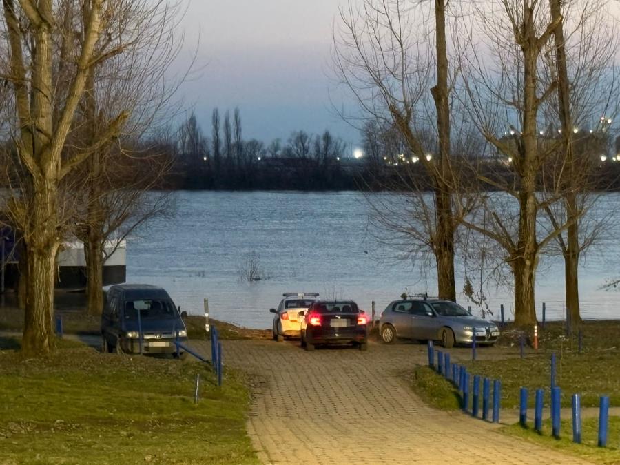 IZ SAVE IZVUČENO TELO ŽENE Užas kod Savskog venca, istraga u toku