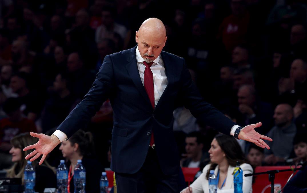 ZVEZDA IMA PROBLEM PRED BARSELONU! Saša Obradović otkrio lošu vest pred utakmicu od koje zavisi sezona: Videćemo...