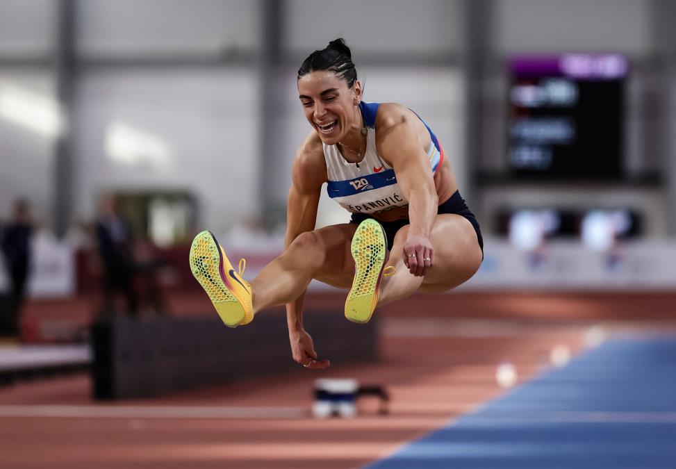 SKOK-U-DALJ-W_01.jpg?ts=2026-02-11T15:20:26