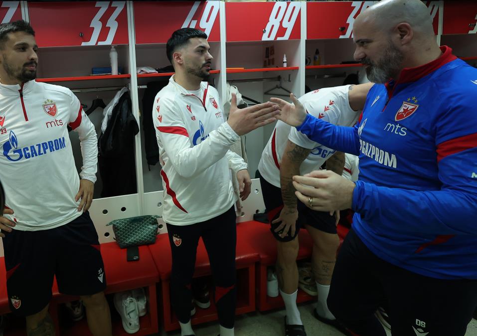 "SRCE MI PLAČE ZBOG NJEGA!" Dejan Stanković otvorio dušu o Radonjiću, pa podelio nepoznatu anegdotu sa Arnautovićem: Odmah sam ga pozvao da ga iskritikujem!
