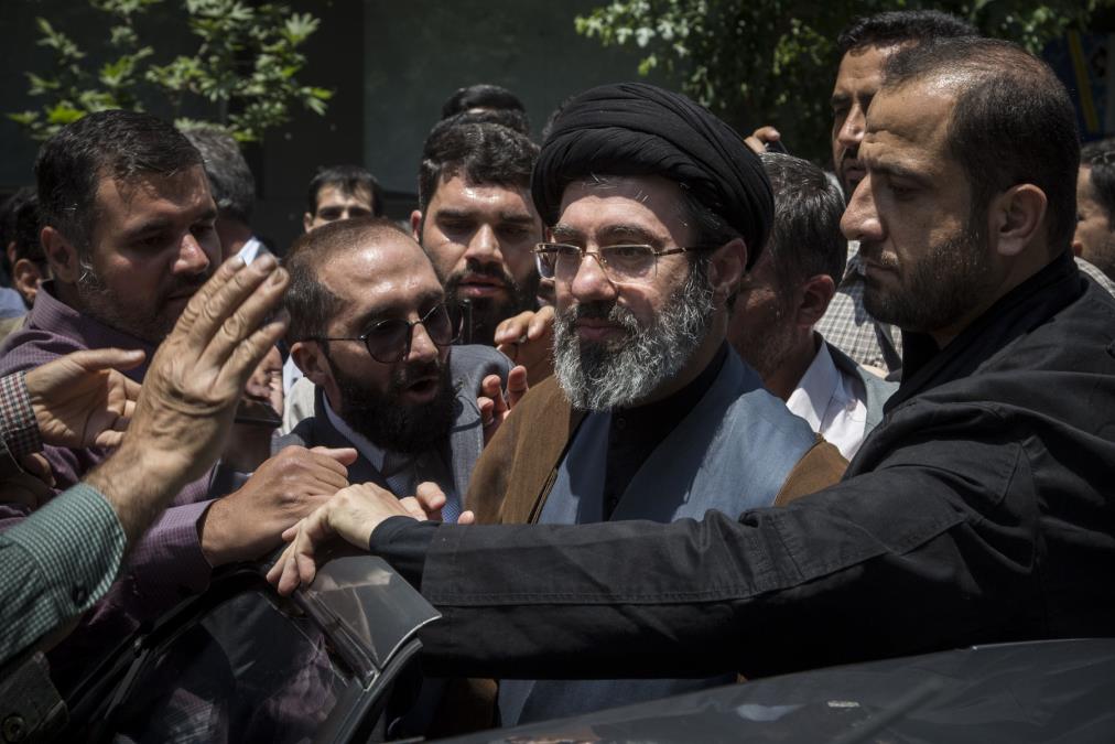 IRANSKI AJATOLAH: Više neće biti mesta za američke baze u regionu