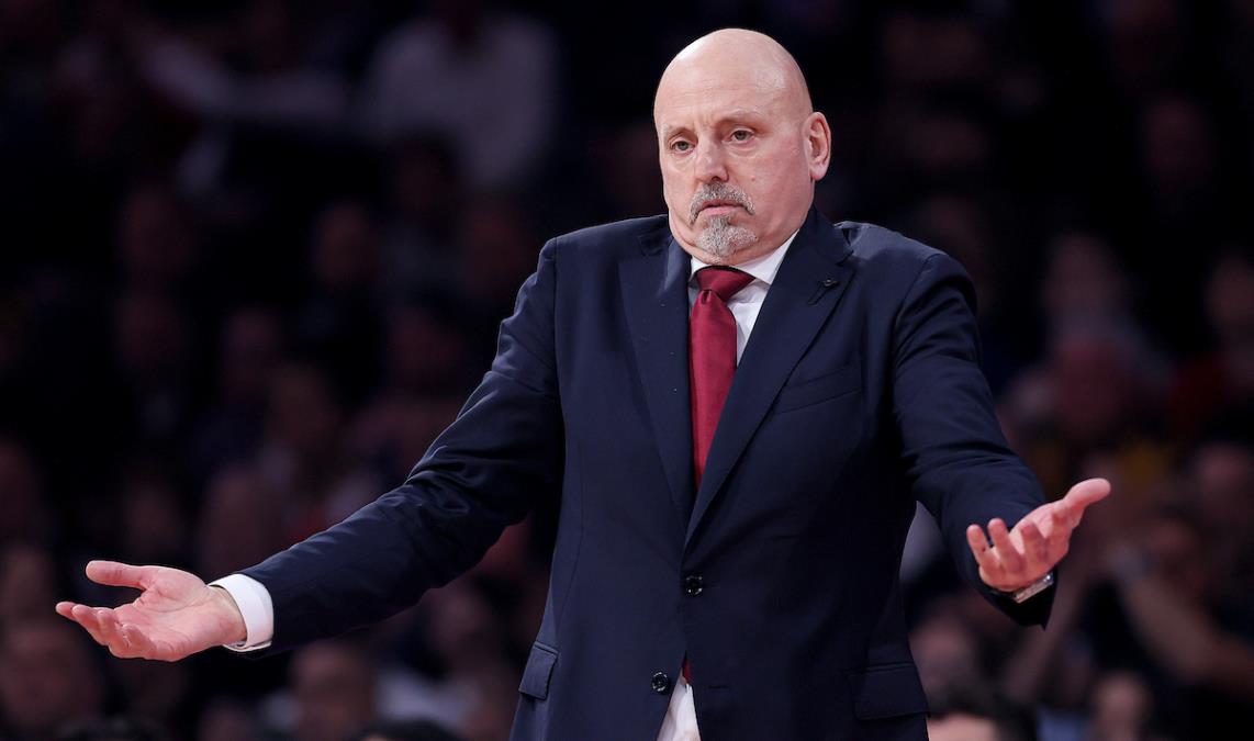 SAŠA OBRADOVIĆ RAZBESNEO DELIJE IZBOROM TIMA ZA FENER? Da li je pogrešio - ponovo?