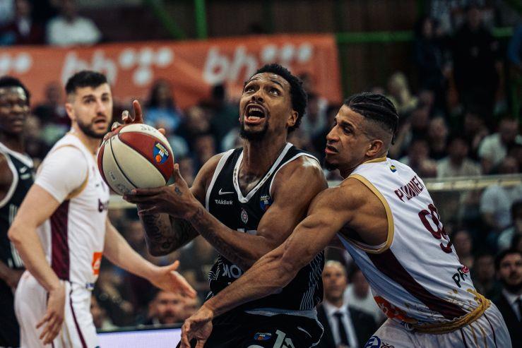 PARTIZAN - BOSNA: Crno-beli nastavljaju borbu za prvo mesto u ABA ligi