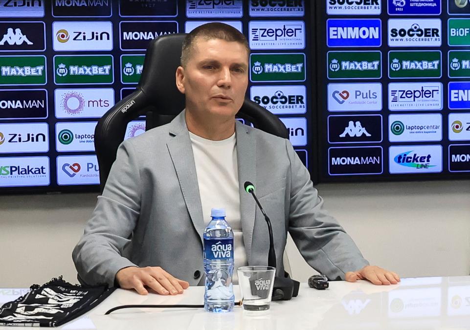 AKRON VERUJE U SRĐANA BLAGOJEVIĆA! Bivši trener Partizana ostaje u Rusiji!