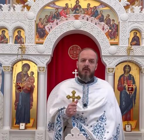 "Srce je zapamtilo, a ne razum": Potresna priča sveštenika Slobodana Čavke o baki koja je zbog demencije zaboravila sina, ali ne i veru