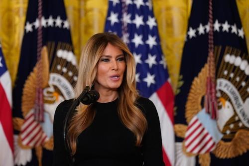 "Ja kao vizionarka" Inspirativni govor Melanije Tramp na koji je i Donald reagovao "Mislim da je prevelika za Belu kuću"