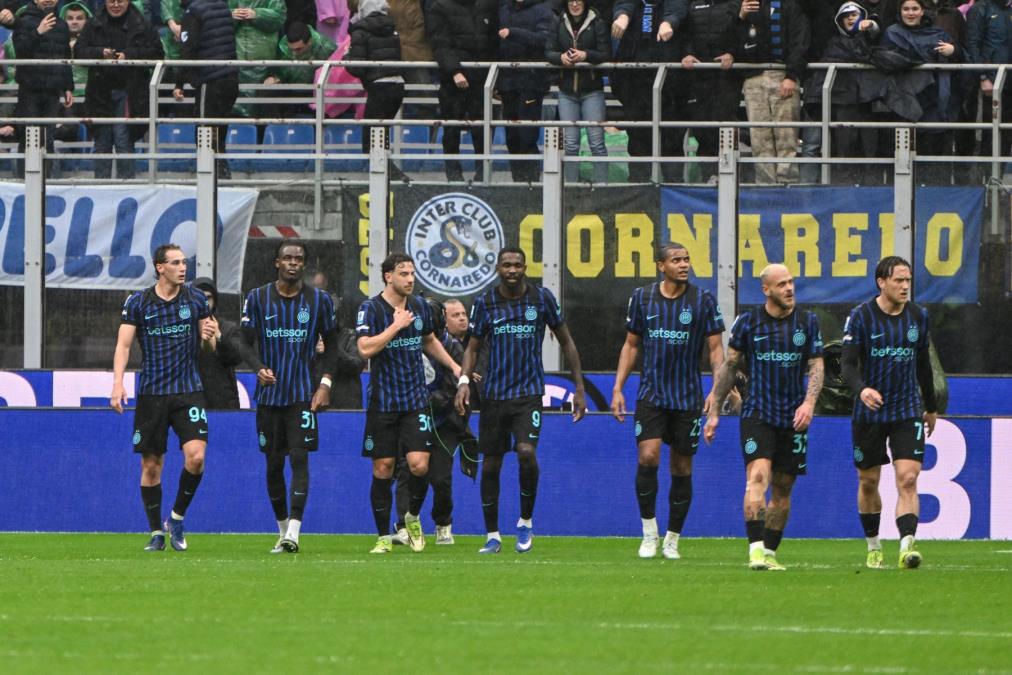 NERO-AZURI HLADE ŠAMPANJAC: Inter ubedljiv protiv Kaljarija za plus 12