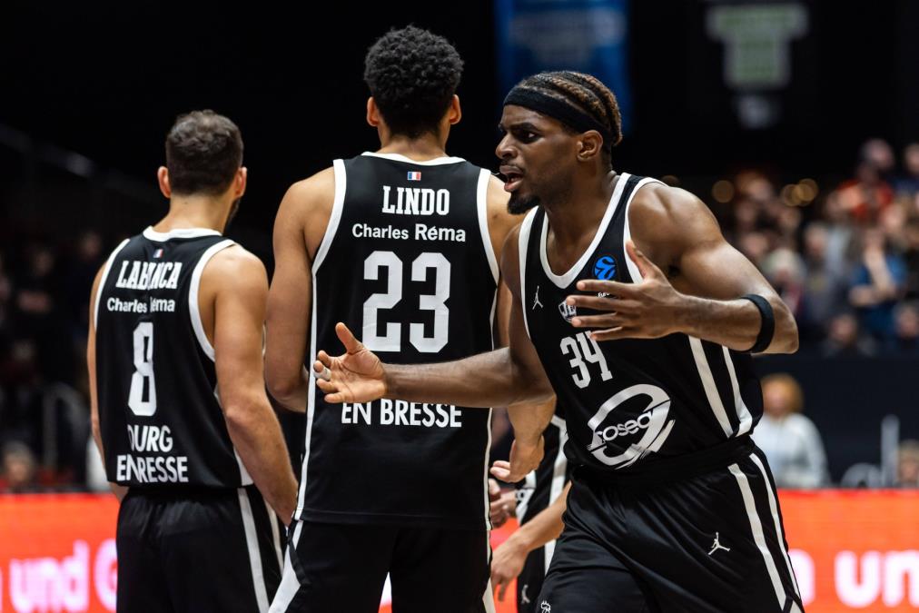 CEDEVITA STALA U FRANCUSKOJ: Velika pobeda Burga za plasman u polufinale Evrokupa