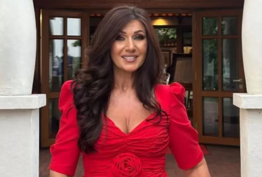 OVA JE TAŠTA NAŠEG PEVAČA: Žena mu izleda kao miliom dolara, a njena majka je nestvano lepa  