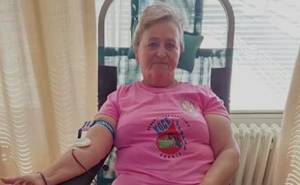 Ova žena je ponos Srbije! Vranjanka Leposava 100 puta dala krv, a sin krenuo njenim stopama
