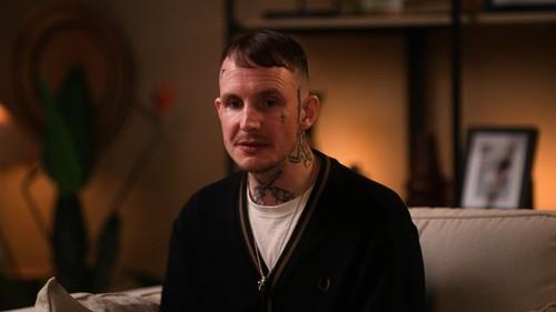 "Došlo je vreme da iznesem svoju stranu priče" Bivši muž EJmi Vajnhaus, koga krive za njenu smrt, progovorio posle 15 godina, s njim je prvi put probala heroin