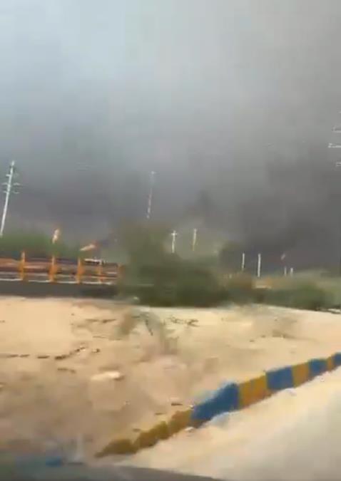 IZRAEL NAPAO NAJVEĆE IRANSKO POSTROJENJE ZA PRERADU GASA! Kompleks u plamenu, nadvio se oblak crnog dima iznad pogona (VIDEO)