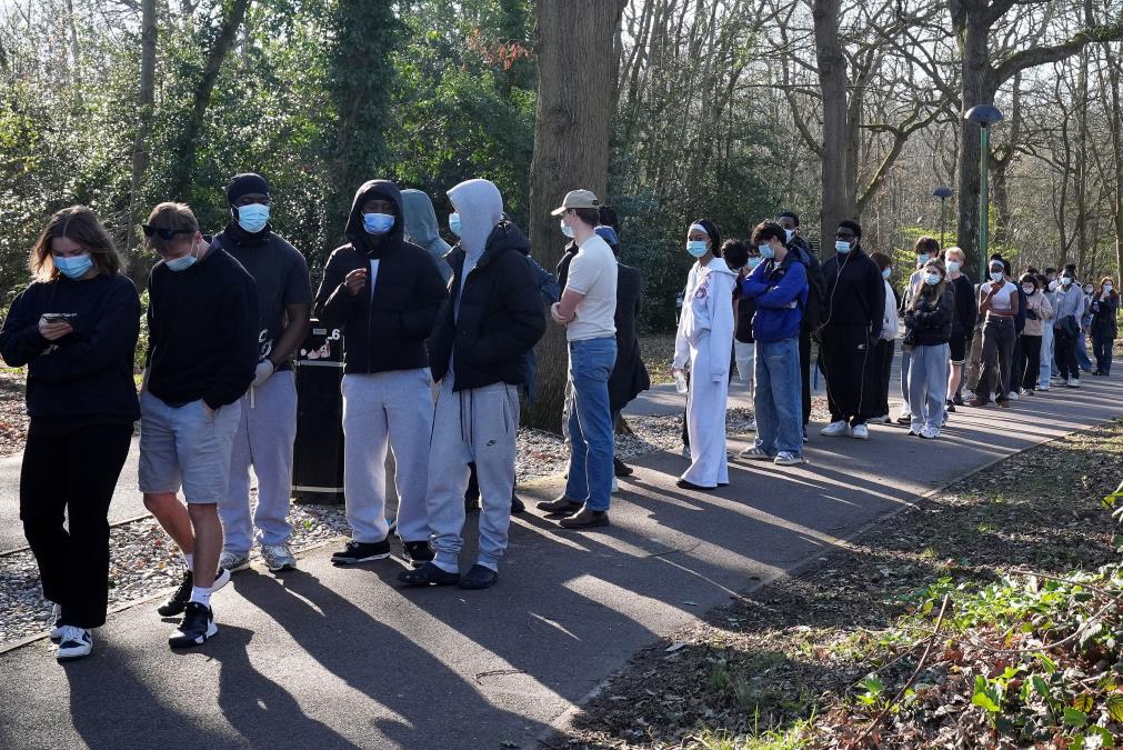 MENIGITIS SE POJAVIO I U FRANCUSKOJ! Zabeležen smrtni slučaj, stanovništvo zabrinuto, preduzete hitne mere