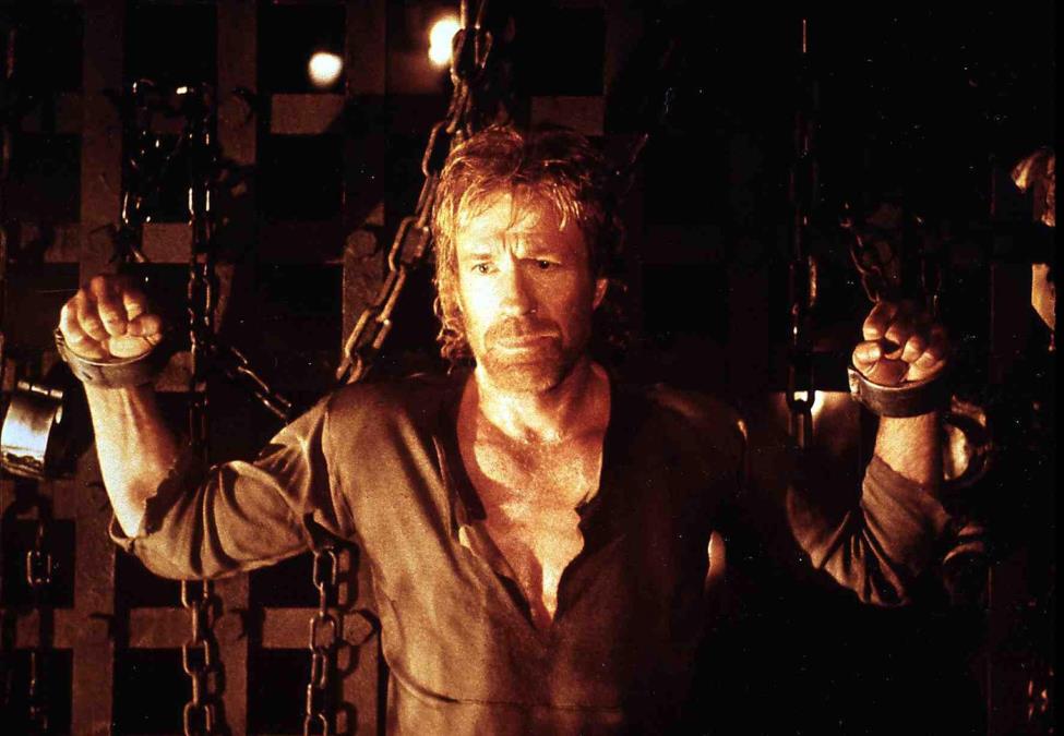 Ovo su poslednje fotografije Čaka Norisa: Seda kosa i brada, slavni snagator se borio do kraja, ali...