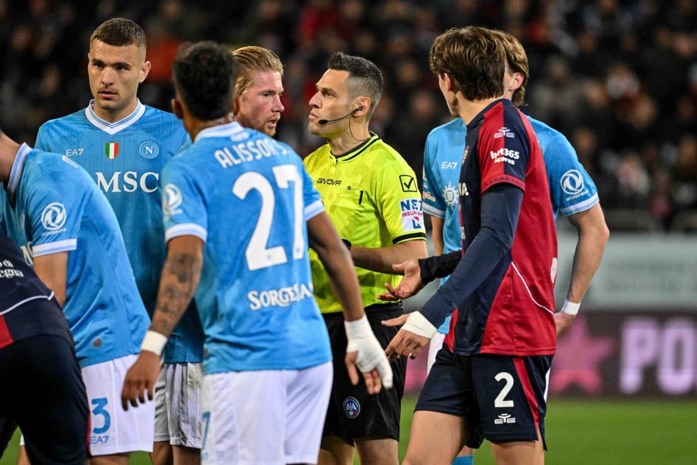 NAPOLI POKORIO SARDINIJU: Skot Mektominej presudio Kaljariju