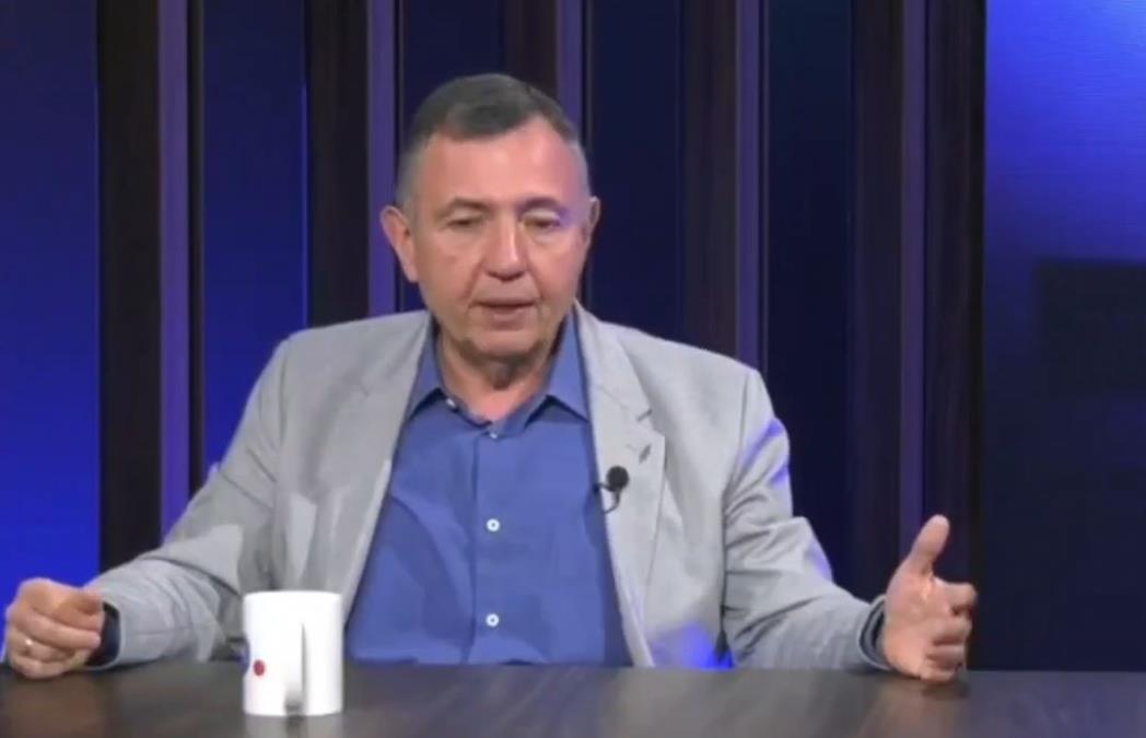 VUČIĆEV POLITIČKI PROTIVNIK UPOZORAVA NA STUDENTSKU BLOKADERSKU LISTU: Deluje nekredibilno, oni hoće da poslanici budu SLUGE PLENUMA i glasaju kako im NAREDE