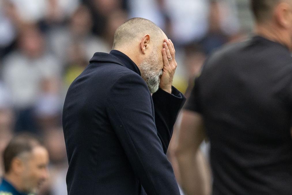 TOTENHEM ĆE ISPASTI IZ LIGE?! Potpuna agonija Tudora i "pevaca" -  novi debakl slavnog kluba!