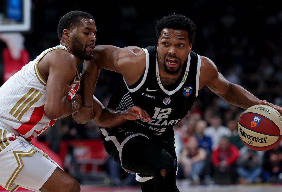 FOTO GALERIJA! Pogledajte najzanimljivije detalje sa večitog derbija! 