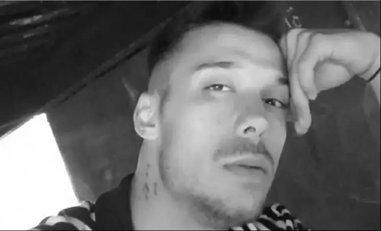 Muzičar izboden u srce, umro u bolnici: Šokantan napad desio se nakon svađe sa grupom momaka