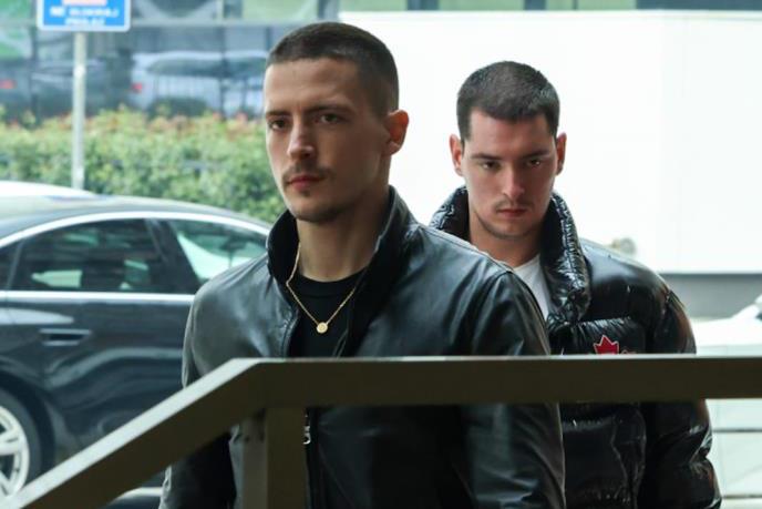 PREKO OGLASA NUDILI USLUGE SENZUALNE I TANTRIČKE MASAŽE, A ŽRTVE GA ZVALE "SIN DRAGAN": Tužilac tražio da braća Panić i saradnici idu na robiju, uskoro presuda