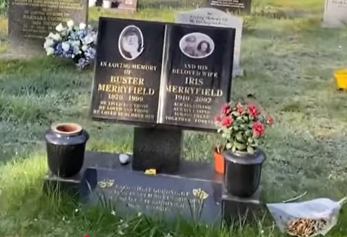 Oskrnavljen grob glumca iz popularne serije: "Niko ne može da shvati ko bi ovako nešto uradio"