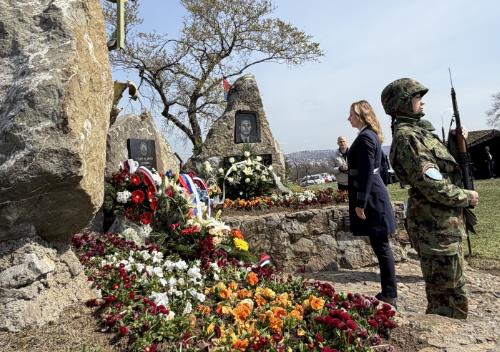 "NA OVOM MESTU U BEOGRADU PALA JE PRVA BOMBA 24. MARTA PRE 27 GODINA" U NATO agresiji bombardovano nebrojeno puta, tu su živote dali Vlastimir i Vladimir (FOTO)