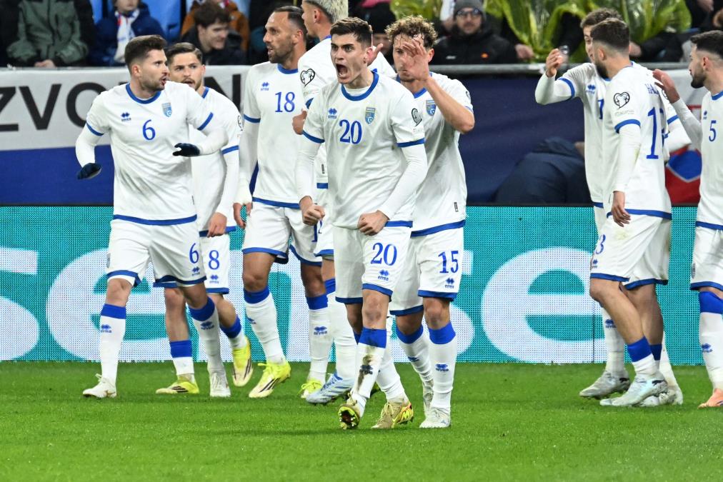 BOGATE PREMIJE ZA FUDBALERE LAŽNE DRŽAVE! Reprezentativci tzv. Kosova dobili po 500.000 evra! Ako naprave čudo u finalu čeka ih pravo bogatstvo!

