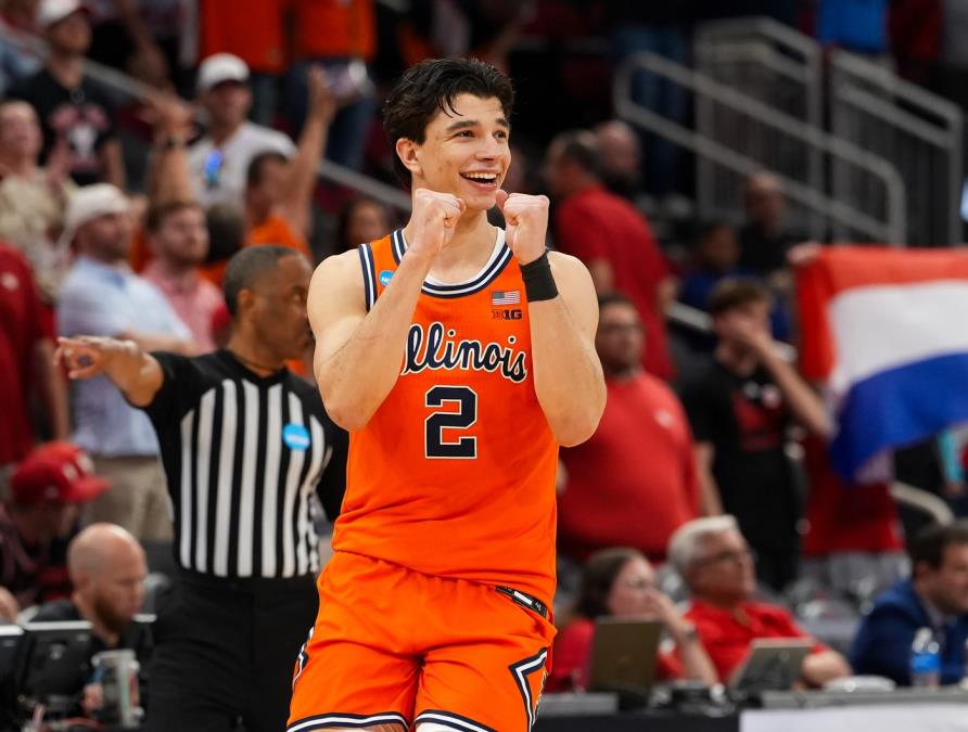 ANDREJ STOJAKOVIĆ VODI ILINOIS KA TROFEJU! Peđin sin blista u "martovskom ludilu" 