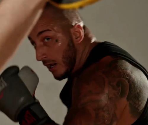 OGLASIO SE VUK MOB I POKAZAO LICE POSLE NOKAUTA Dobio batine od Vase Bakočevića, pa poručio: Malo eliksira, pa možemo na sledećeg MMA borca