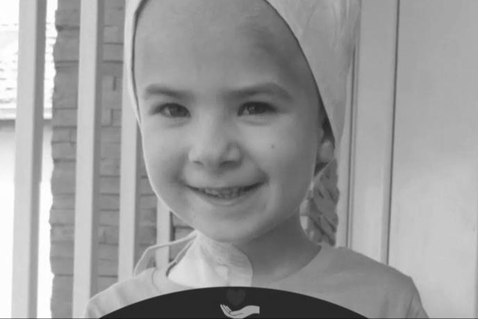 Preminula malena Ema (6) posle teške borbe sa opakom bolešću: "Sklopila je svoјe umorne oči i otišla tamo gde nema bola!" - oproštaji puni bola! 