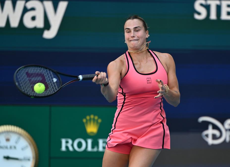 SABALENKA RUTINSKI U DRUGOM KOLU: Arina počistila rivalku na startu Rolan Garosa