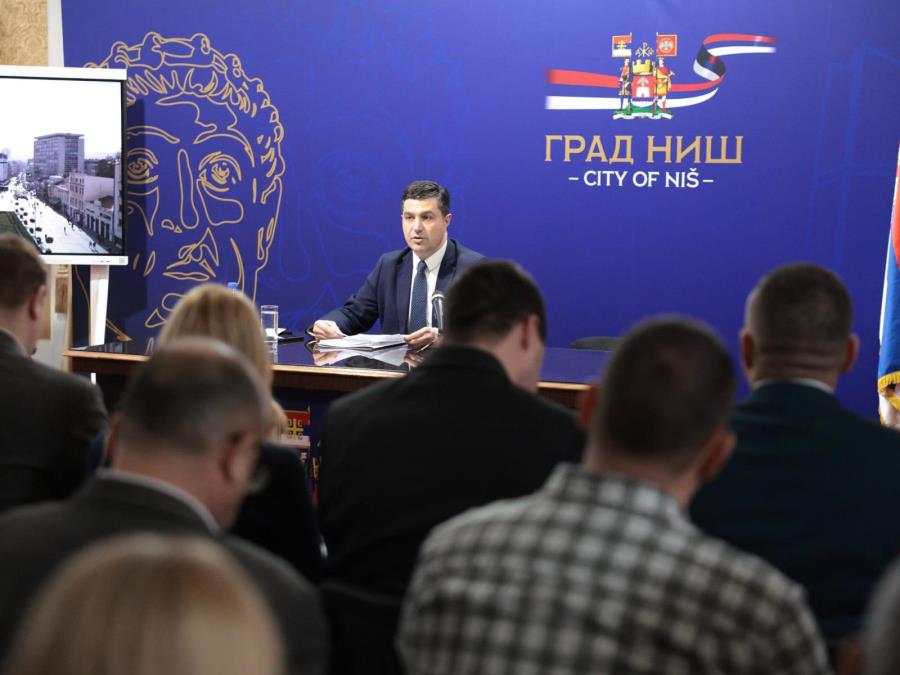 "POLITIKA NAPADA I MRŽNJE NEMA BUDUĆNOST, POLITIKA RADA IMA" Dragoslav Pavlović reagovao na novo nasilje blokadera tokom lokalnih izbora