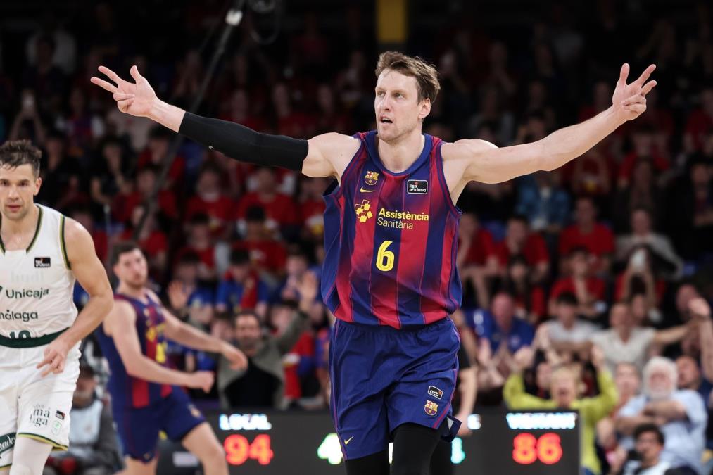 VESELI POSLE ZVEZDE ZAKUCAO I UNIKAHU: Barsa ponovi slavila, Čeh blistao!