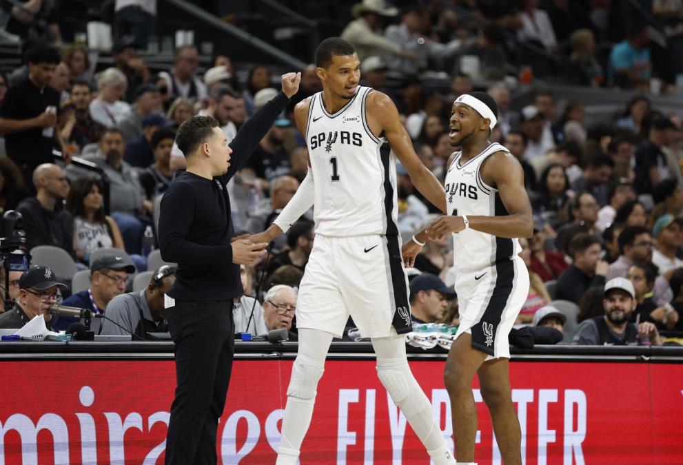 DEČKO SE NE ŠALI - SILNO ŽELI MVP TITULU! Zabeležio najbrži dabl-dabl u istoriji NBA, pa brojao do 41! (VIDEO)
